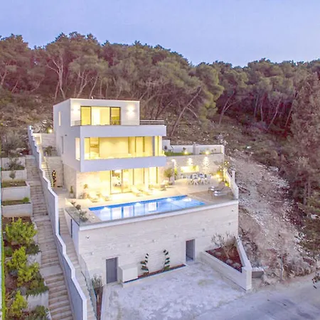 Σπίτι διακοπών Beautiful Holiday Homesplitska *