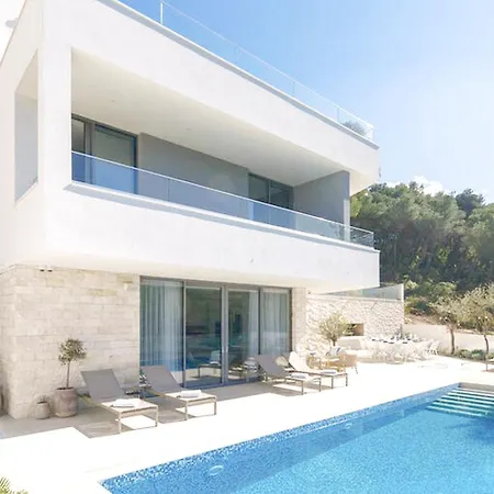 Σπίτι διακοπών Beautiful Holiday Homesplitska Splitska
